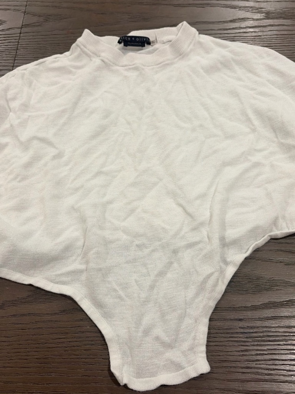 Alice + Olivia Cream Ribbed Crewneck Knit Top